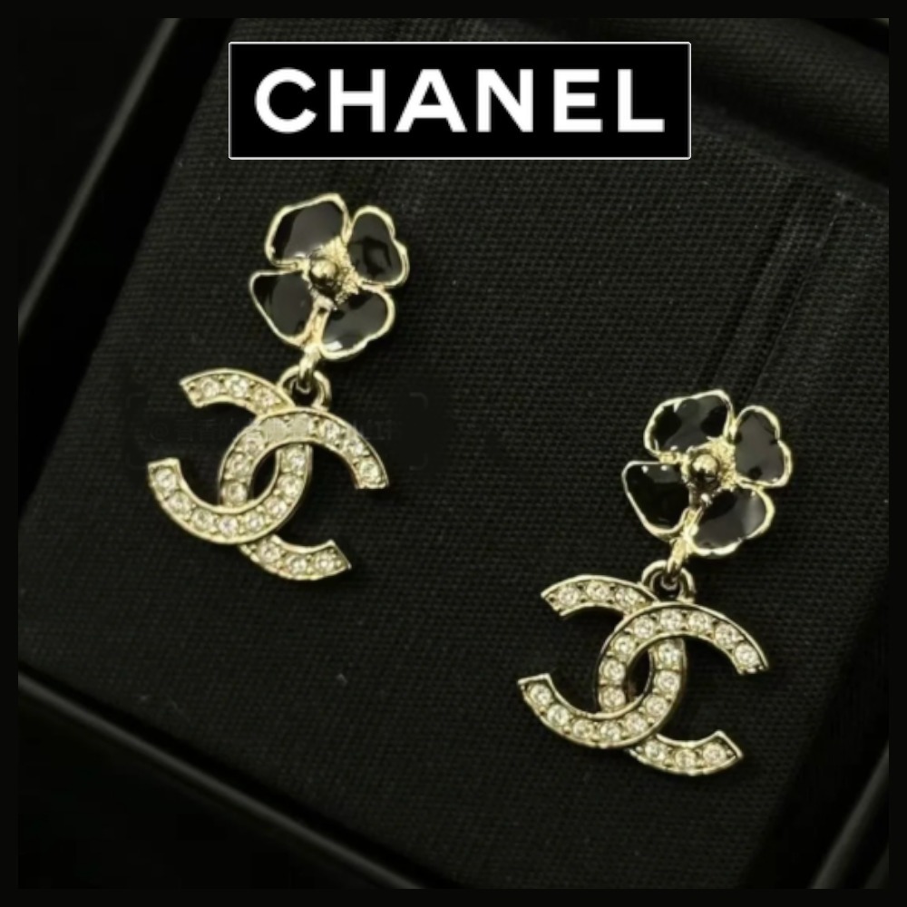 【キュートな一品♡】CHANEL ピアス