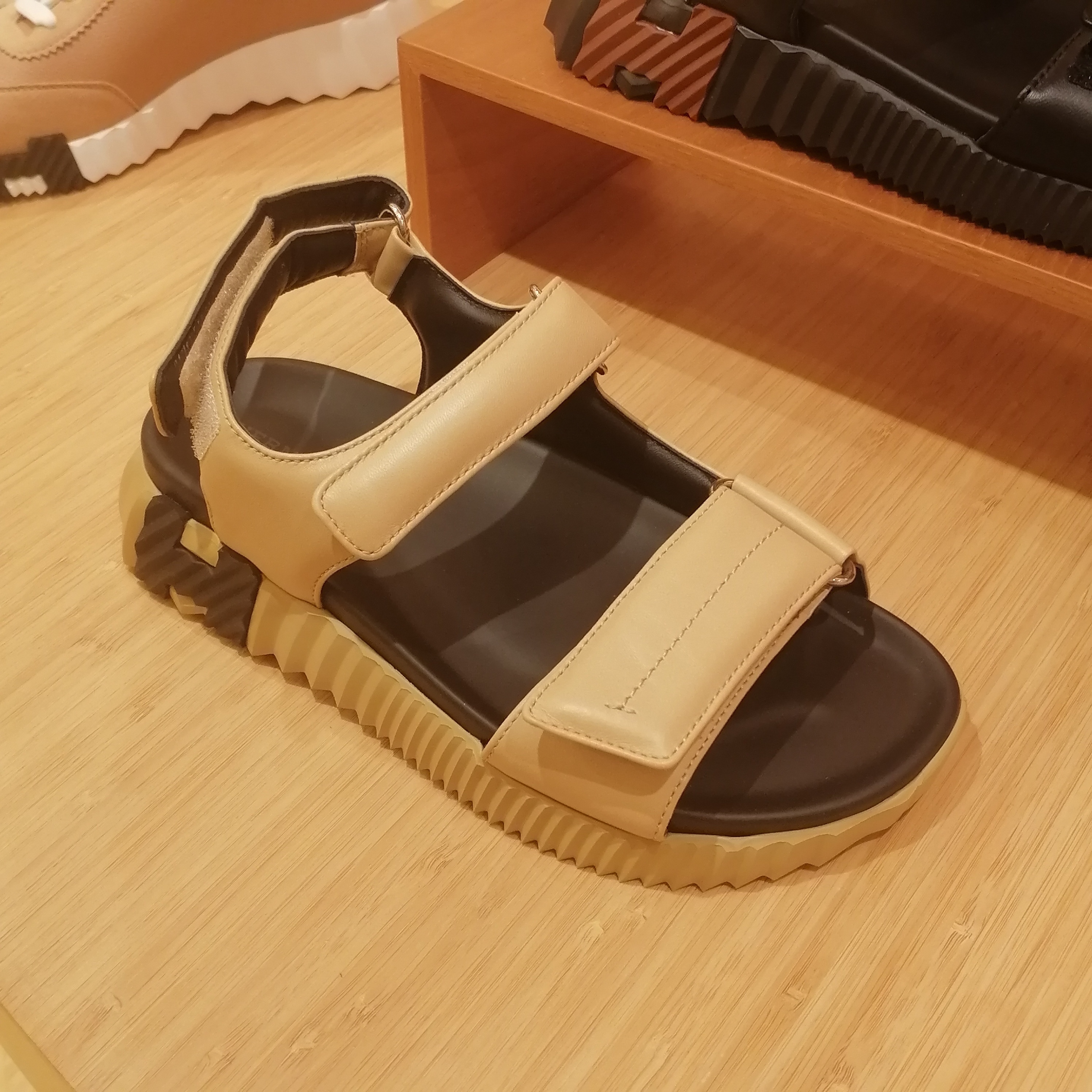 ◆HERMES◆ サンダル 《ジュニア》ベージュ