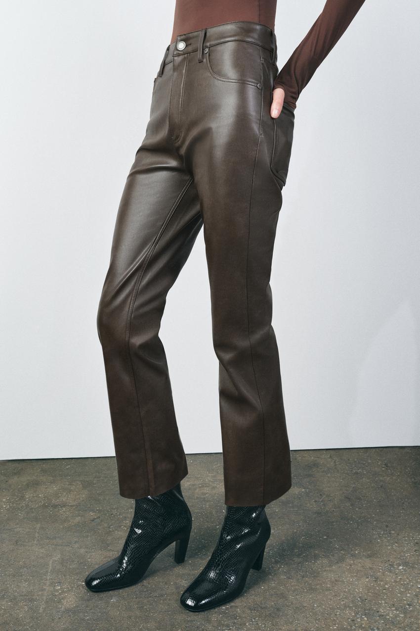 ☆ドイツ発*ZARA*新作*フェイクレザーブーツカットパンツ/BL☆ ☆ドイツ発*ZARA*新作*フェイクレザーブーツカットパンツ/BL