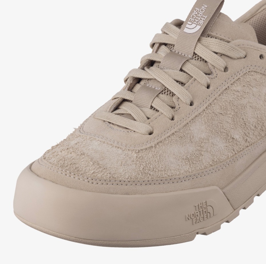 【関税込み】The North Face オフホワイト Clyffe スニーカー ノースフェイス]W CLYFFE スニーカー☆新作・24AW☆人気☆ (THE