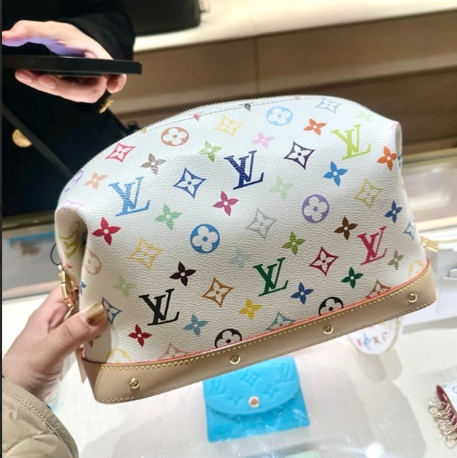 ギフトにも☆【LOUIS VUITTON】LV × TM コスメティック GM