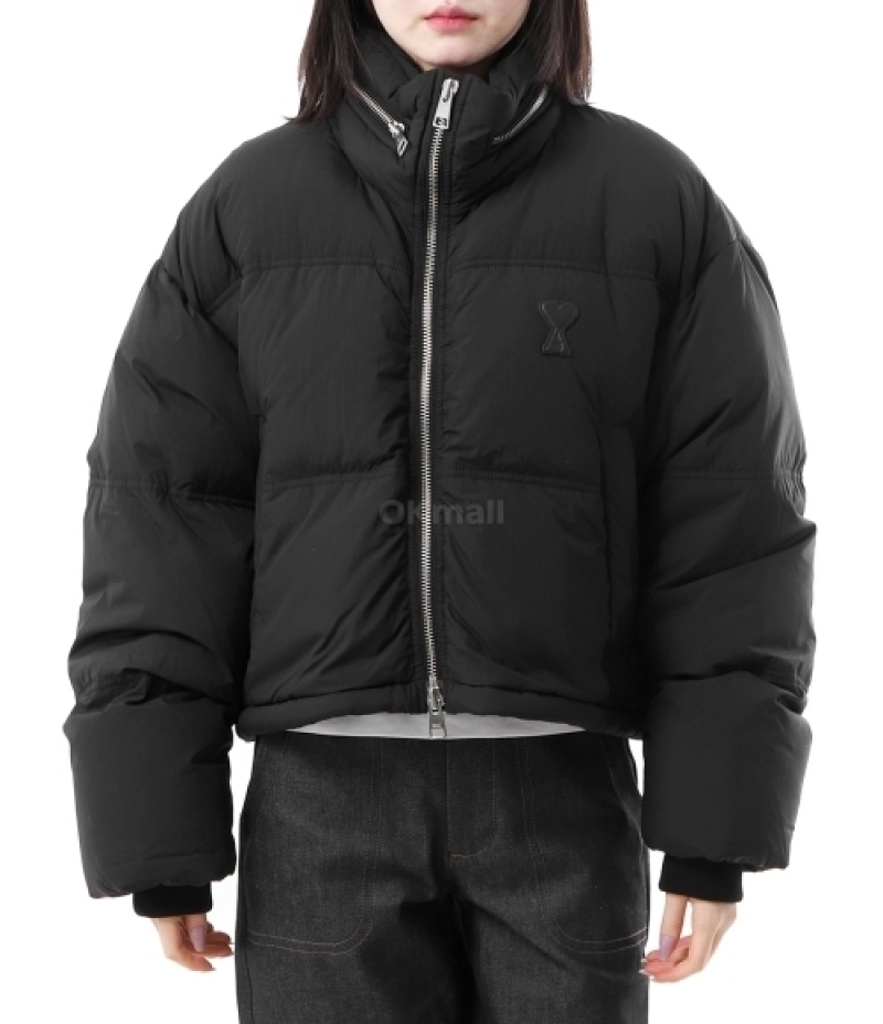 AMI｜DOWN JACKETS (FJK413 PA0009 001)