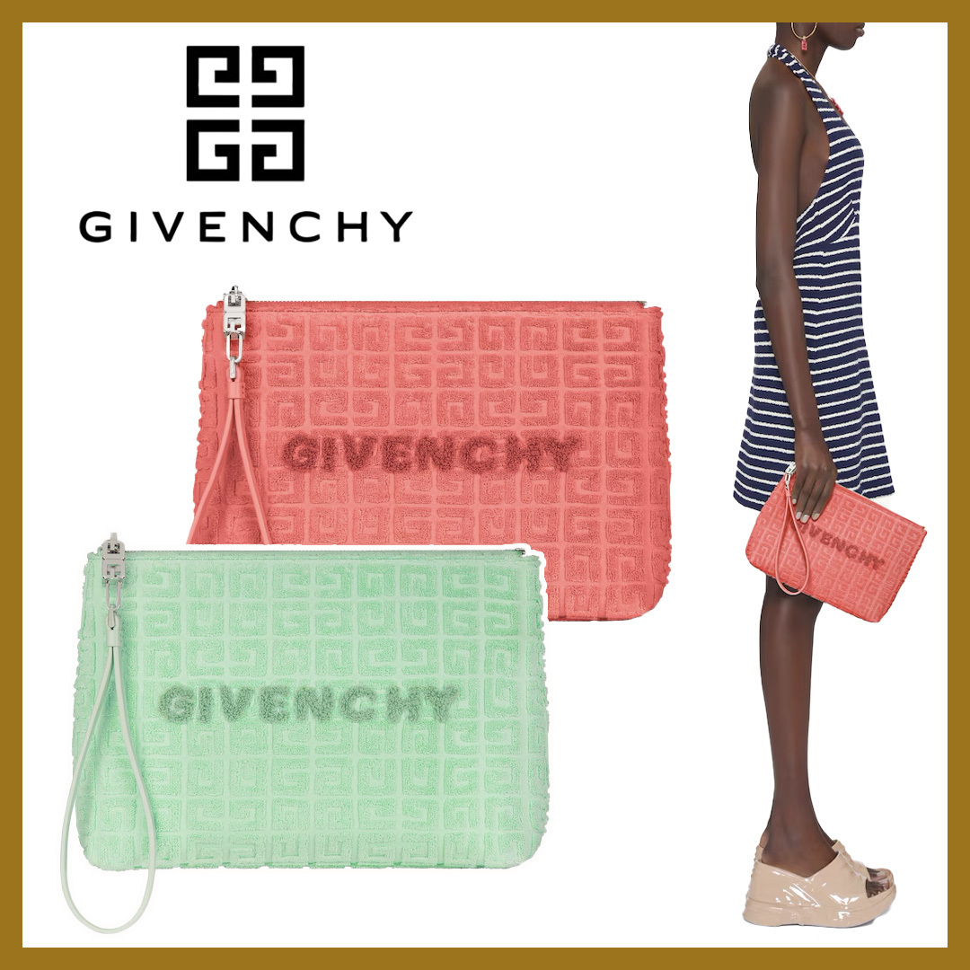 おしゃれな存在感◎【GIVENCHY】ロゴ ポーチ 4Gコットン テリー