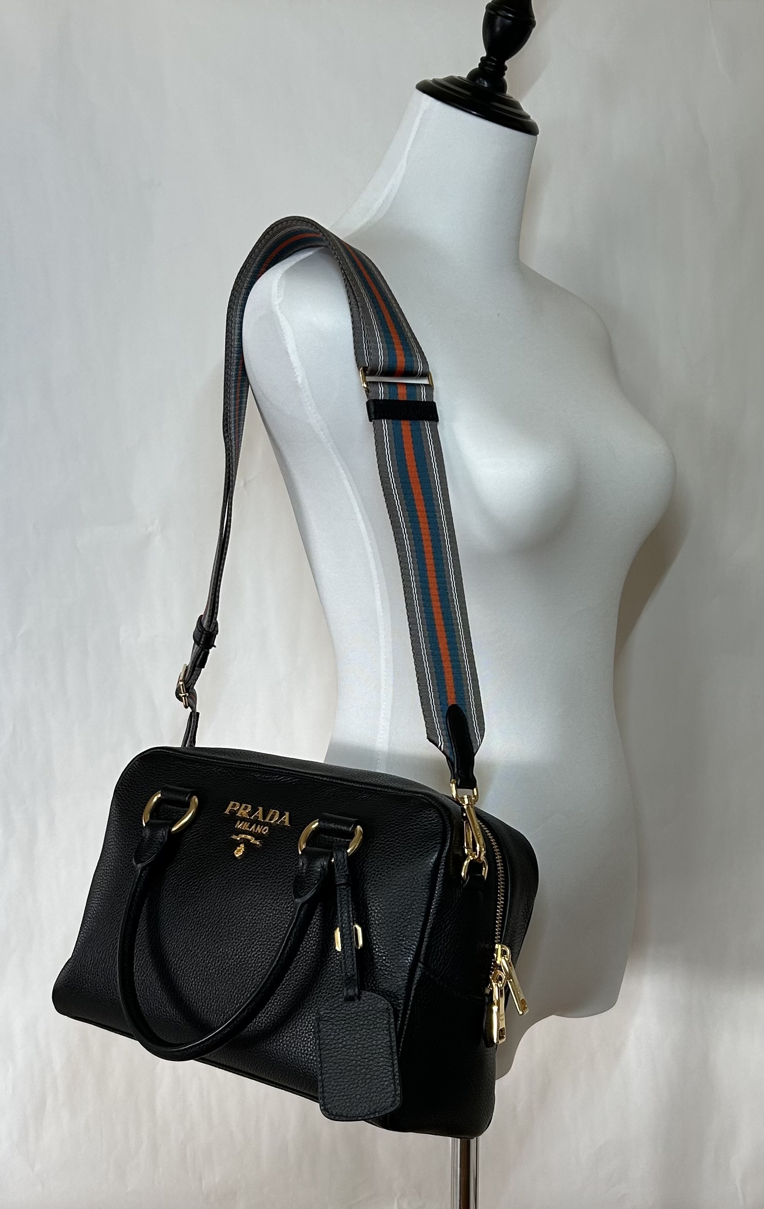 国内即発！！《PRADA》ハンドバッグ 大人気♪ボストンバッグ