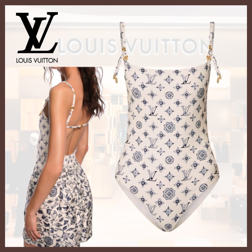 【一際目を惹く背中美人♪】Louis Vuitton 水着