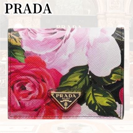 花柄 PRADA(プラダ) 折りたたみ財布(レディース) - 海外通販のBUYMA