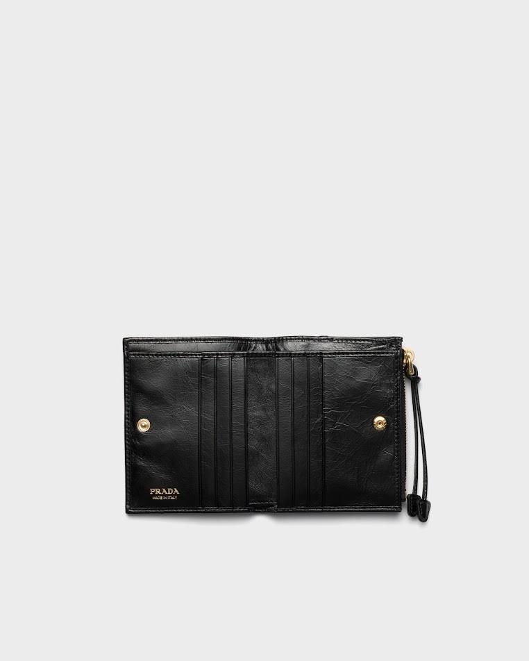 国内買付【PRADA】すぐ届く ソフトルックス レザー 二つ折り財布
