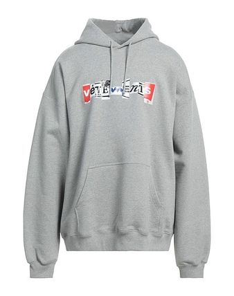 グレー（灰色）系 VETEMENTS(ヴェトモン) パーカー・フーディ