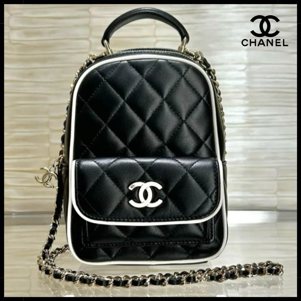 【オシャレなリュック♪】CHANEL ミニバッグパック ラムスキン