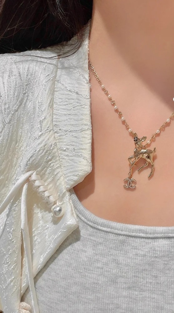 バンビが可愛い♪】CHANEL ネックレス