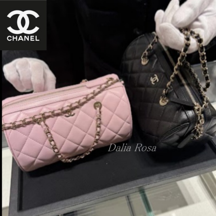 大人可愛いフォルム♡【CHANEL】チェーンボストンバッグ
