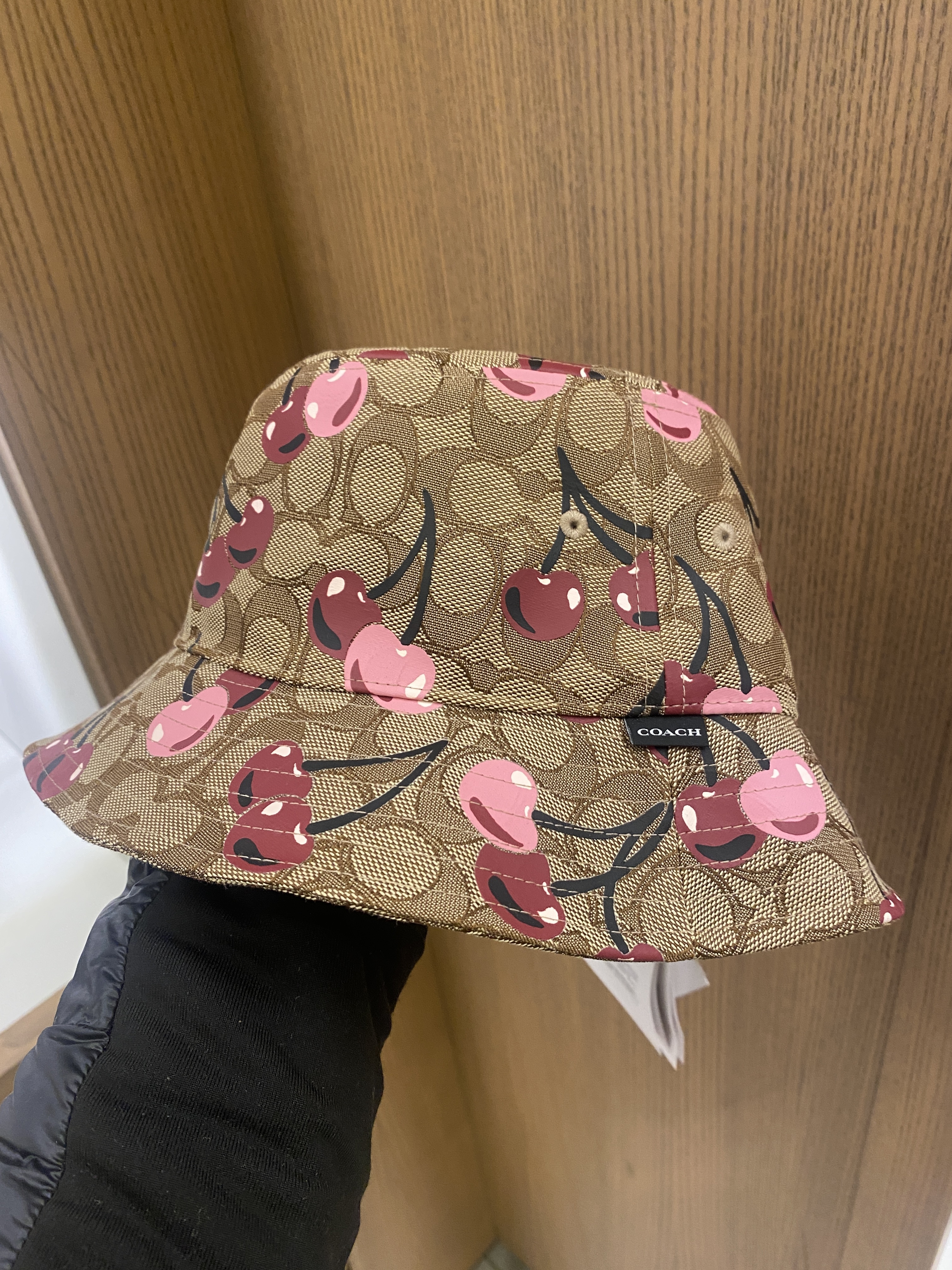 【COACH】チェリープリント＊ バケット ハット CZ550
