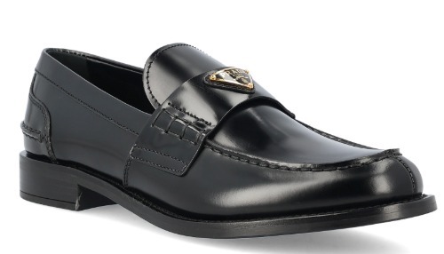 PRADA ♪ ブラッシュドレザーローファー 1D813