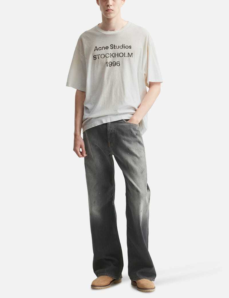 エッジが効いた【Acne Studios】ロゴ Tシャツ エッジが効いた【Acne Studios】ダメージ加工 ロゴ Tシャツ T