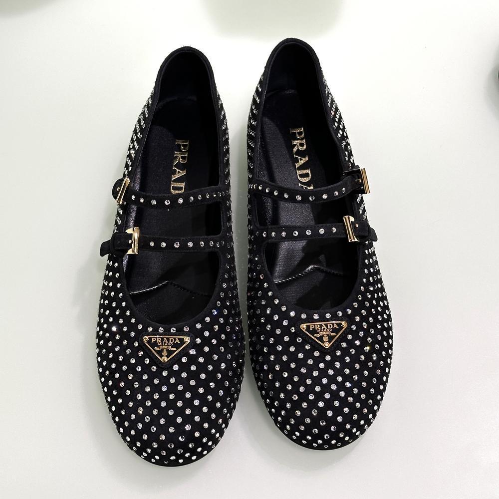 PRADA◆メタルロゴ クリスタル付 スエード バレリーナ 0.5cm