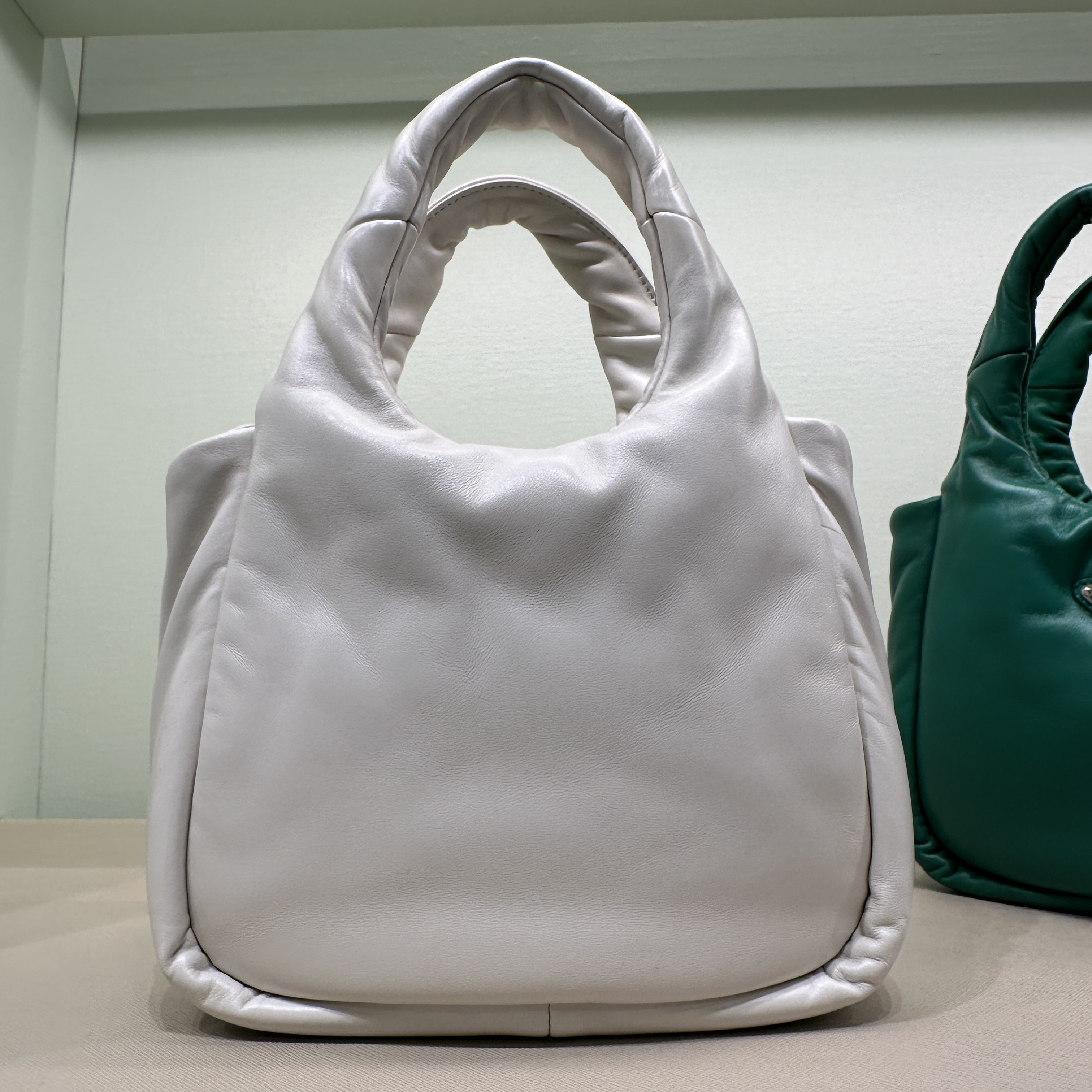 【VIPセール】PRADA プラダ ショルダーバッグ 1BA359 VIPセール】PRADA プラダ ショルダーバッグ 1BA359