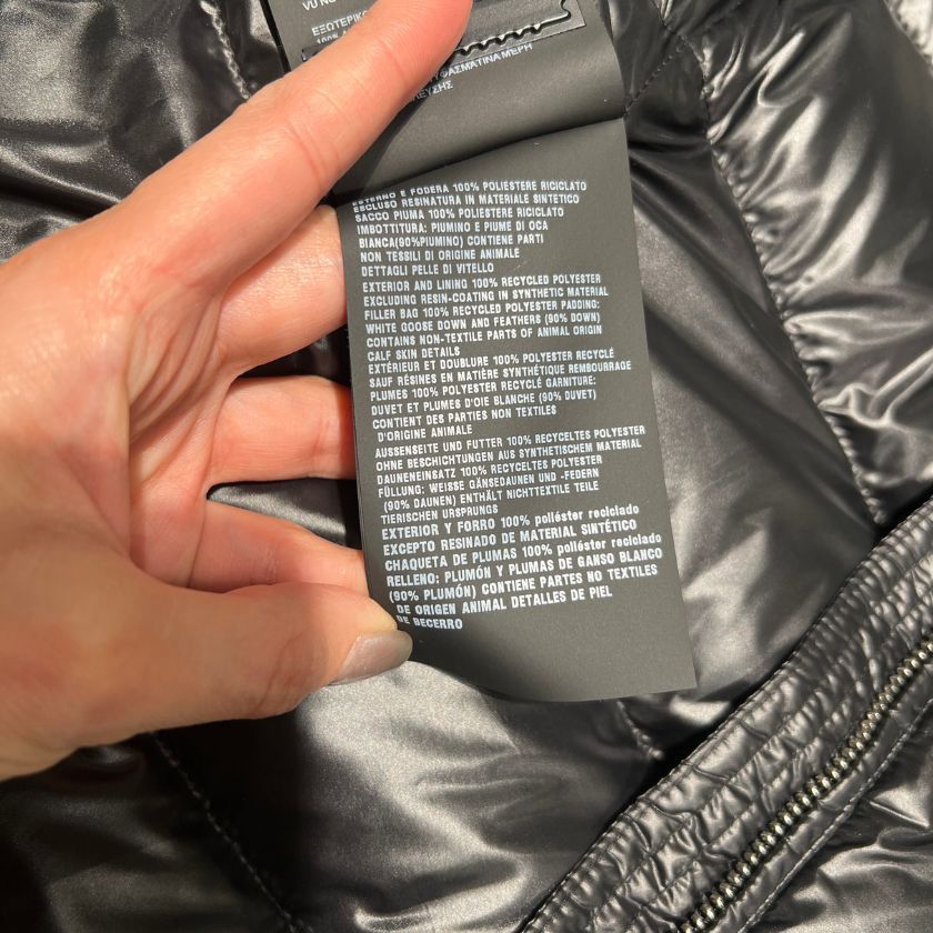 6万取引突破☆UPS速達便利用【PRADA】290546 11HU_ダウンベスト