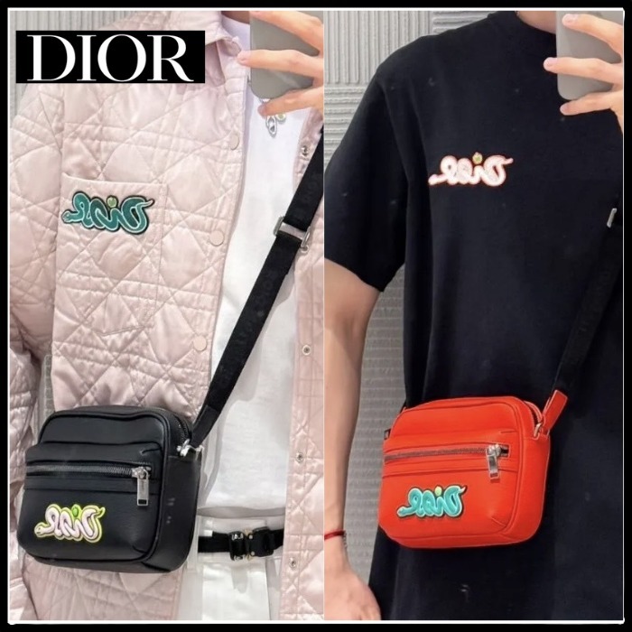 【注目限定コラボ★】DIORAndKaws メッセンジャー ミニバック