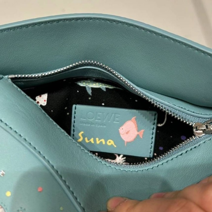《大人気コラボ》【LOEWE×SUNA FUJITA】イカ パズルバッグ ミニ