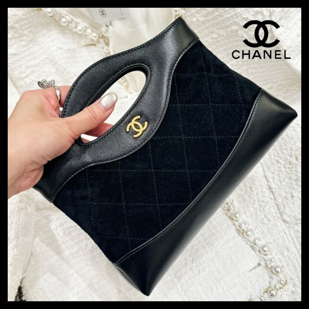 【25P/国内発送/上質なブラックカラー】CHANEL ミニハンドバッグ