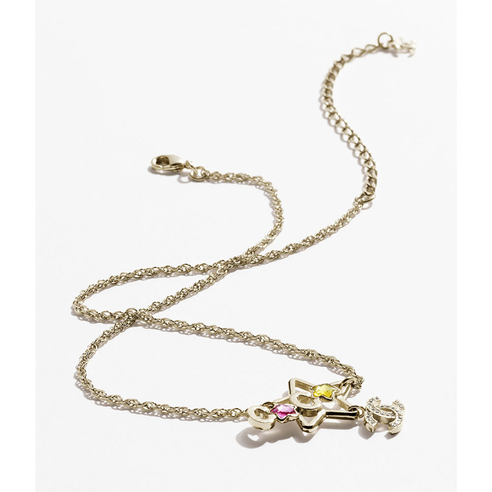 国内発送【煌めく星と輝くCCロゴ】CHANEL ペンダントネックレス 星にCCロゴが煌めく☆】CHANEL シャネル スター ネックレス