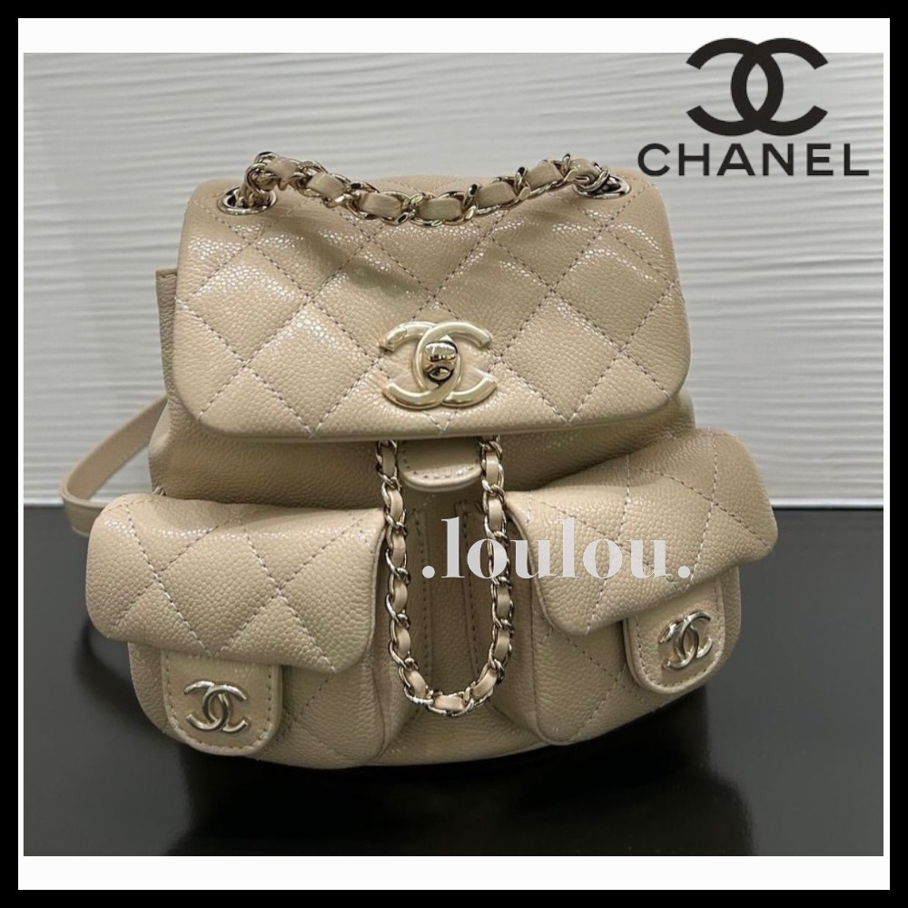 小さいサイズ感で普段使いに最適 ギフトにもCHANEL ハートピアス 小さいサイズ感で普段使いに最適 ギフトにもCHANEL ハートピアス