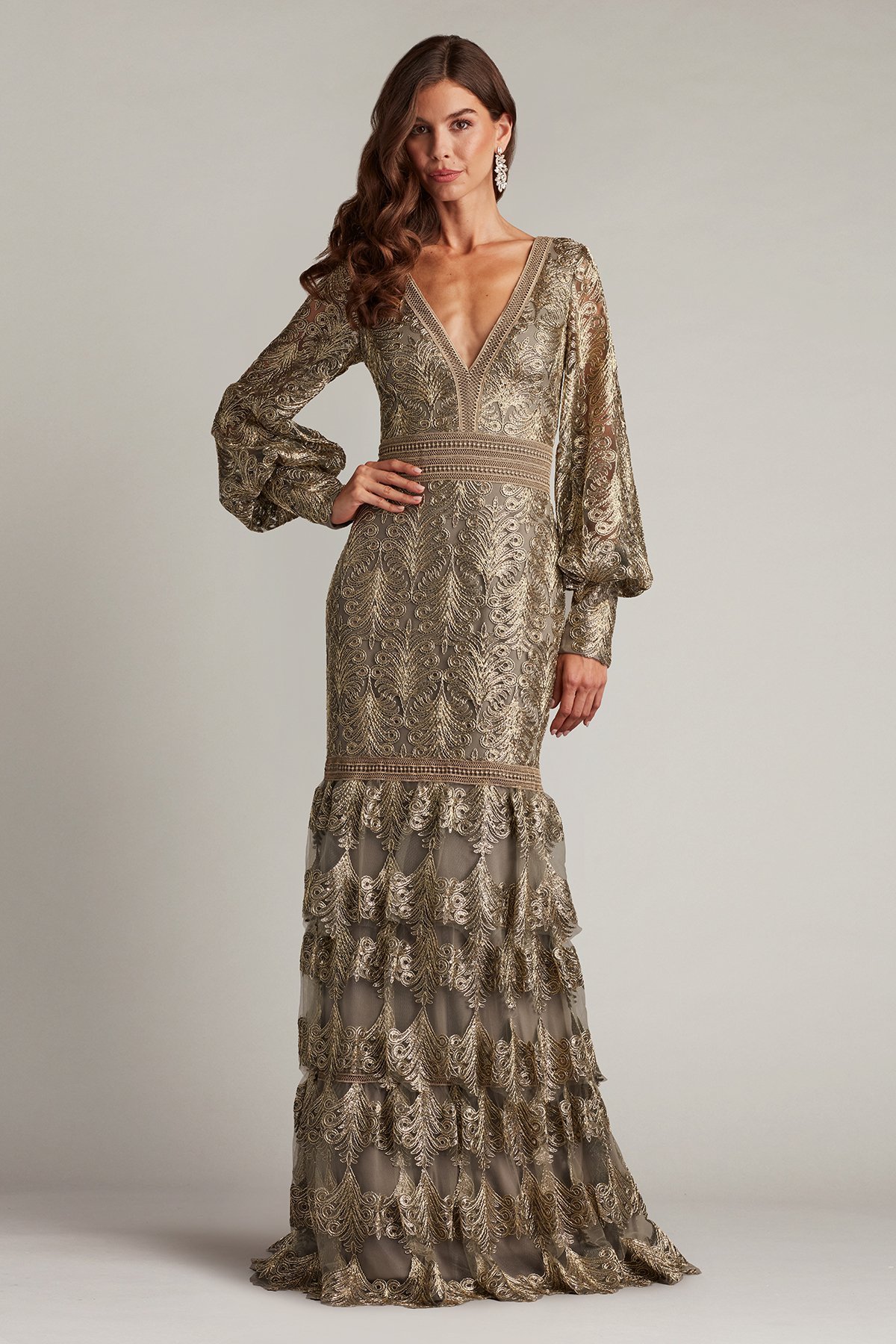 新作 Tadashi shoji パーティードレス Aponi Tiered Gown