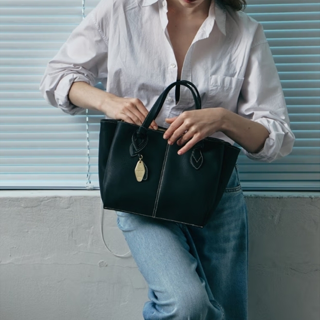 JILLSTUART [WORK BAG] Key Deco Cowhide Tote Bag 5BJH260