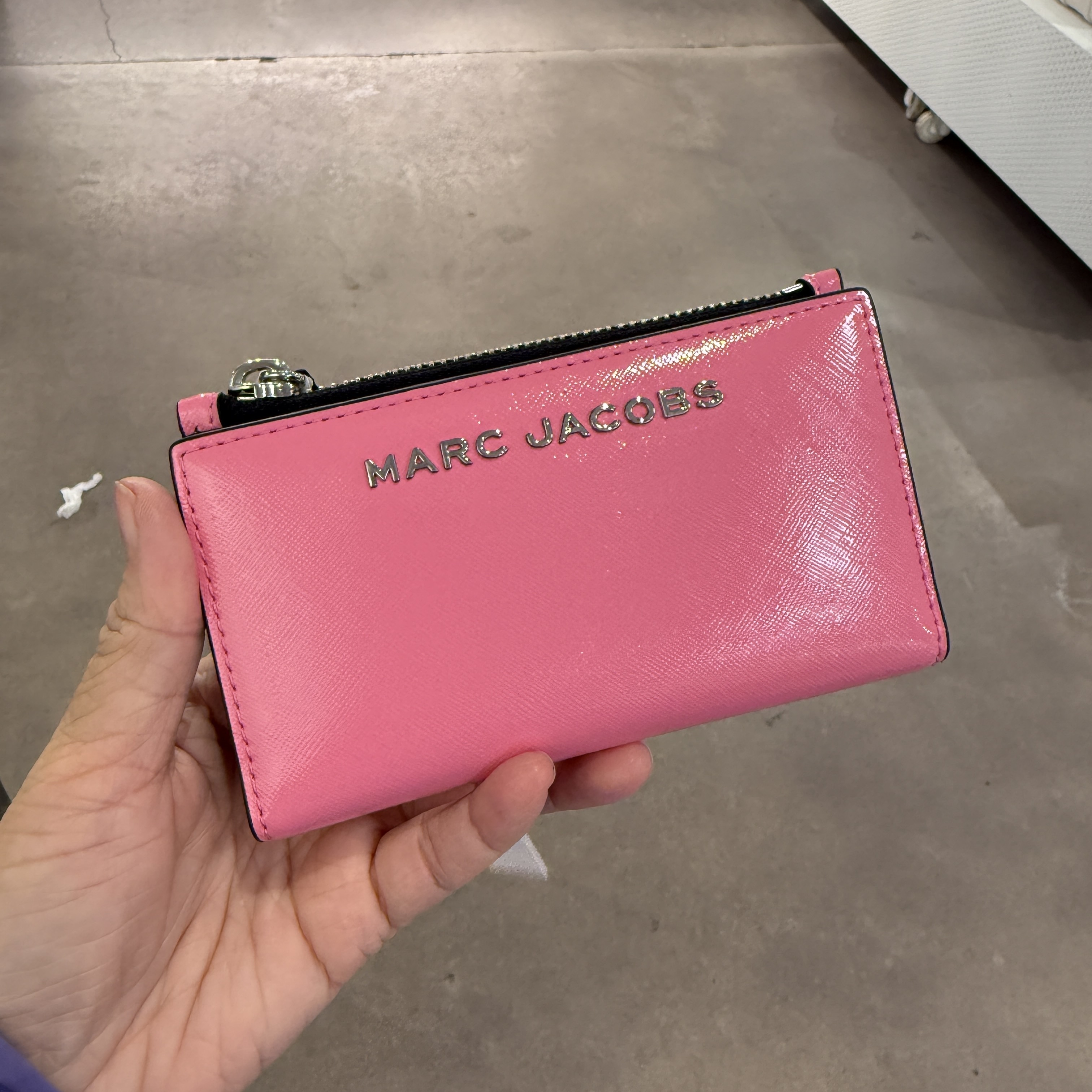 25年★Marc Jacobs 4P4SMP026S02 Slim Bifold wallet 折財布