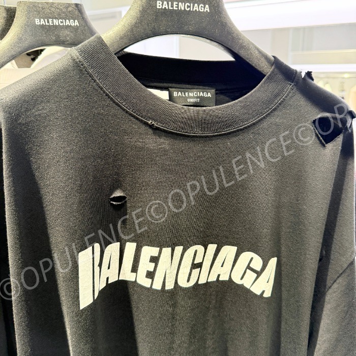 BALENCIAGA バレンシアガ 大人気 BOXY ダメージ加工 Tシャツ BALENCIAGA バレンシアガ 大人気 BOXY ダメージ加工 Tシャツ
