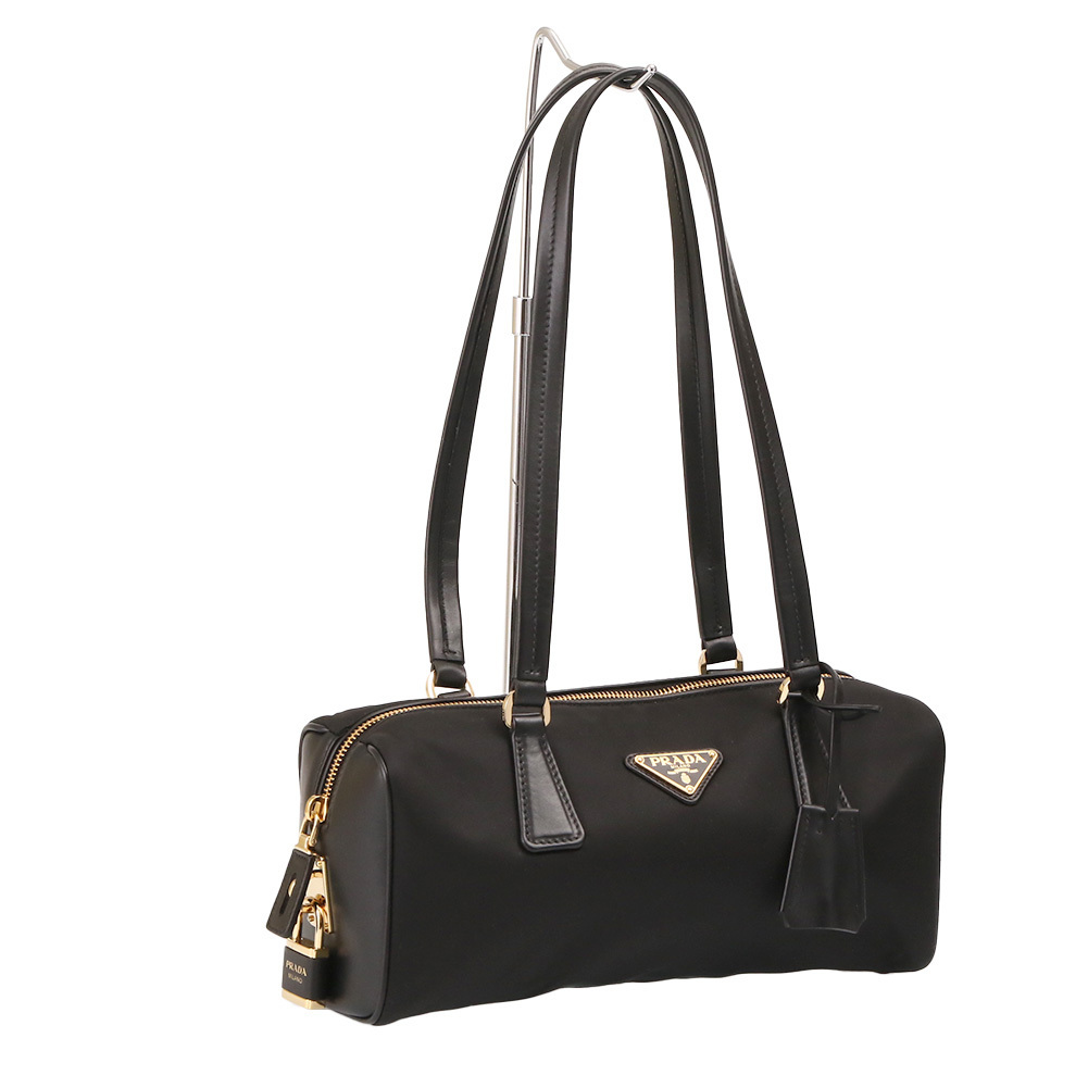 アクセ感覚☆PRADA☆Re-Nylonビジューハンドルショルダーバッグ アクセ感覚☆PRADA☆Re-Nylonビジューハンドルショルダーバッグ