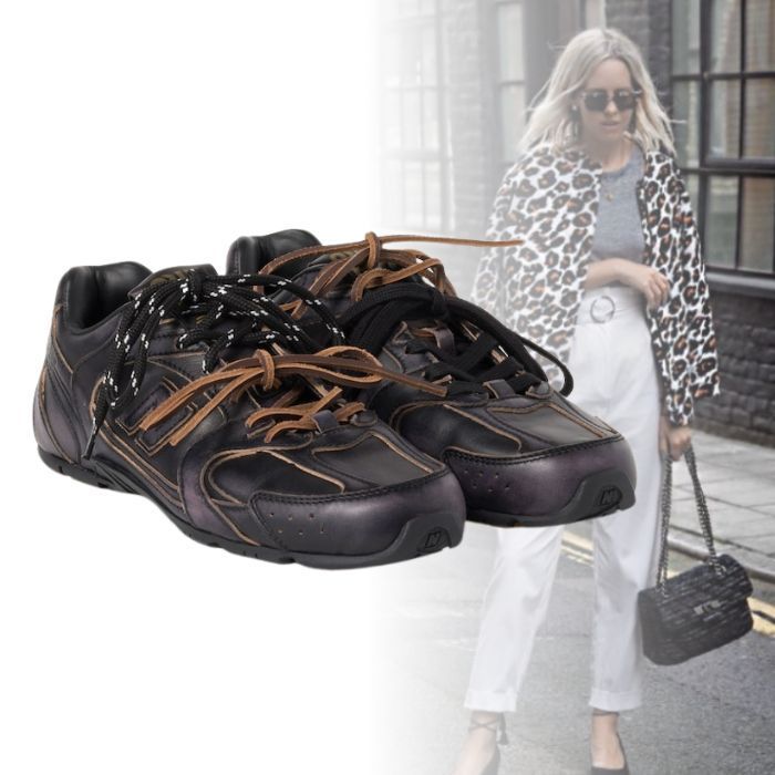 雑誌掲載 Miu Miu × New Balance 530 SL レザースニーカー