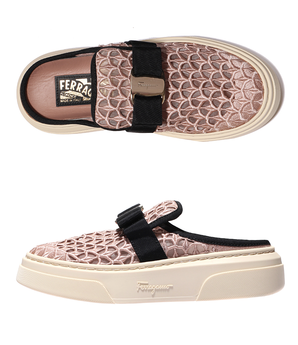 ★Ferragamo★22455 758537 バラ ボウ スリップオン ☆Ferragamo☆22455 758537 バラ ボウ スリップオン