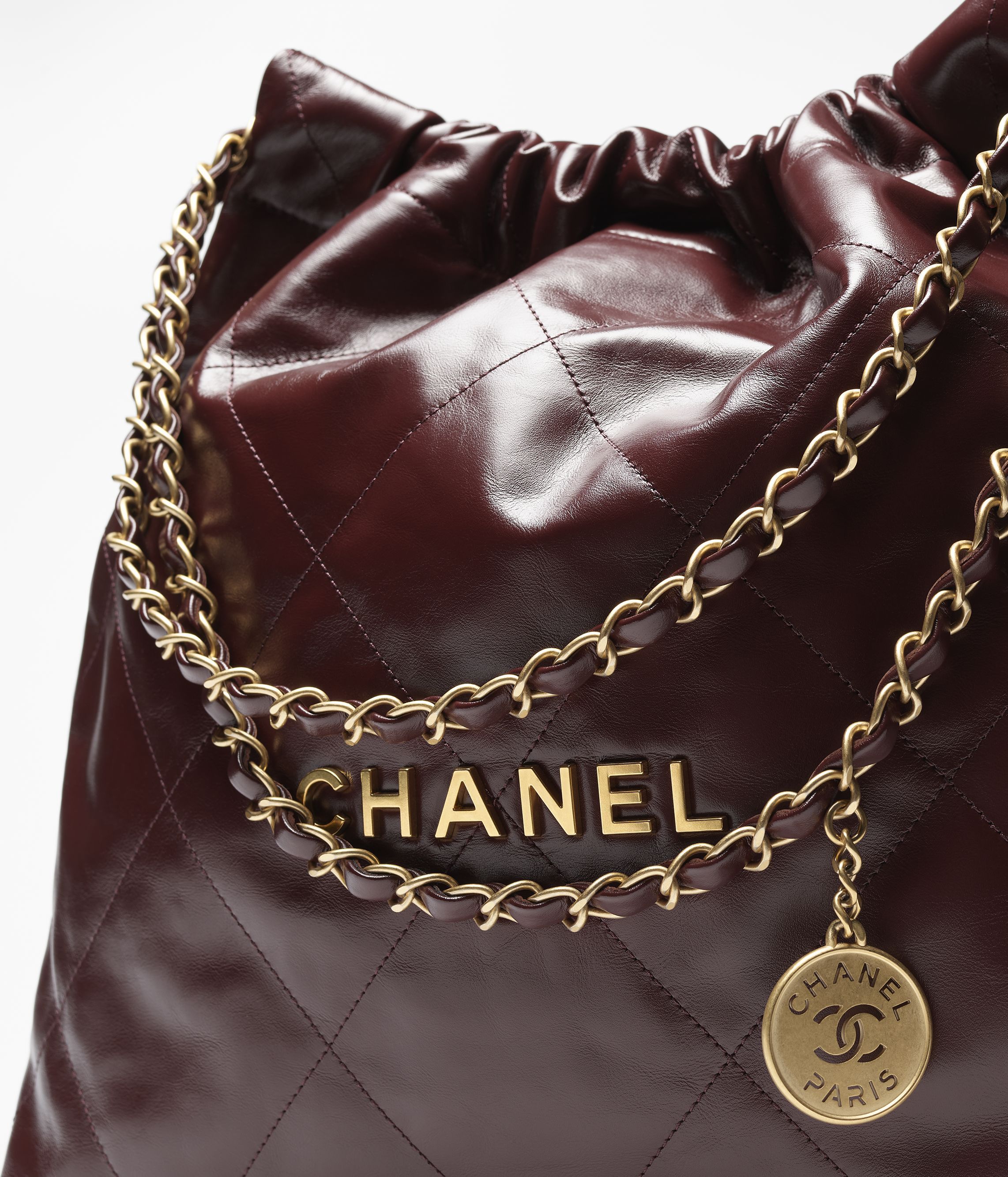 落ち着きのあるブラウン♪【 CHANEL 】CHANEL 22 ハンドバッグ 落ち着きのあるブラウン♪【 CHANEL 】CHANEL 22 ハンドバッグ