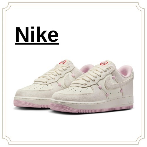 【ナイキ】W AIR FORCE 1 '07 LX ローカット スニーカー