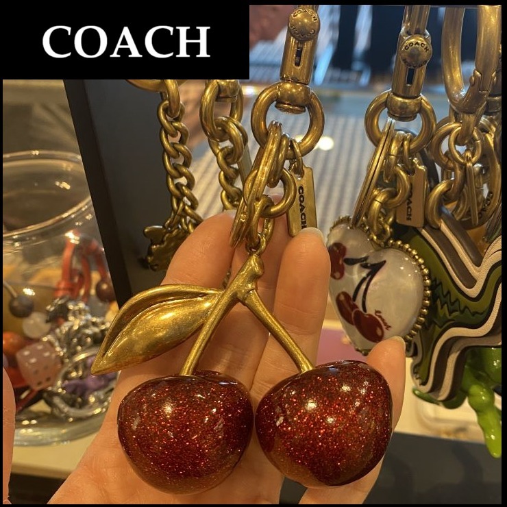 大人気!!【COACH】Cherry BagCharm さくらんぼ型 バックチャーム