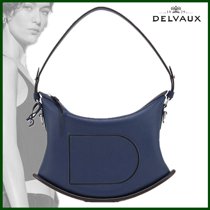 DELVAUX 王室御用達《Pin Swing》ブルー Taurillon Soft 直営店
