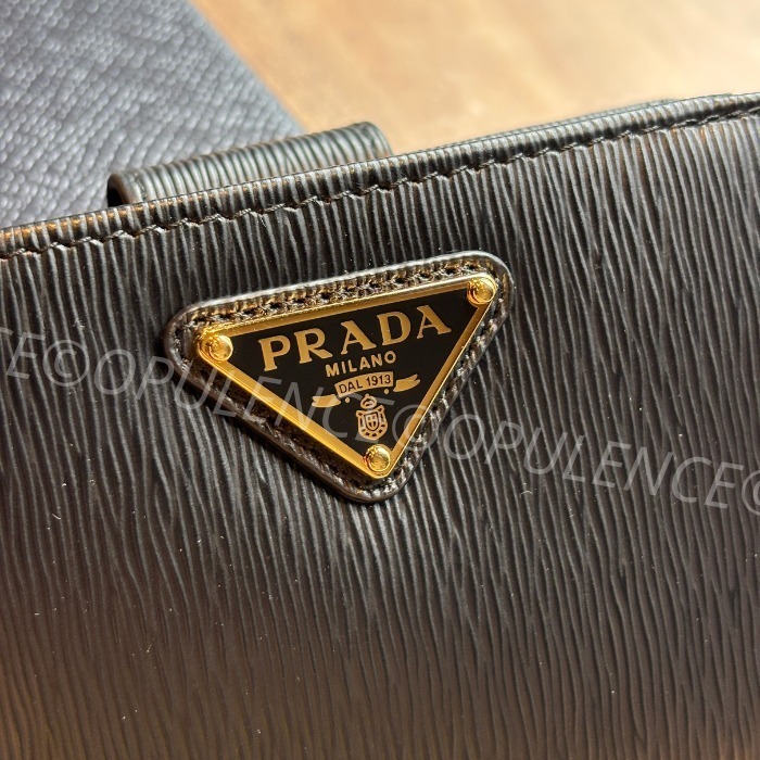 PRADA プラダ 人気 三角ロゴ コンパクト ミニ ウォレット/財布