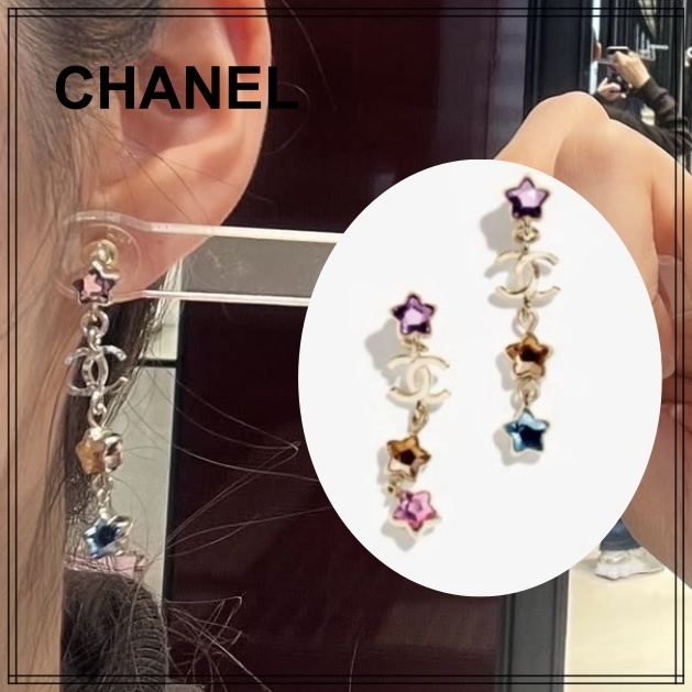 可愛い【CHANEL】カラフルな星が綺麗 キラキラ CCマーク