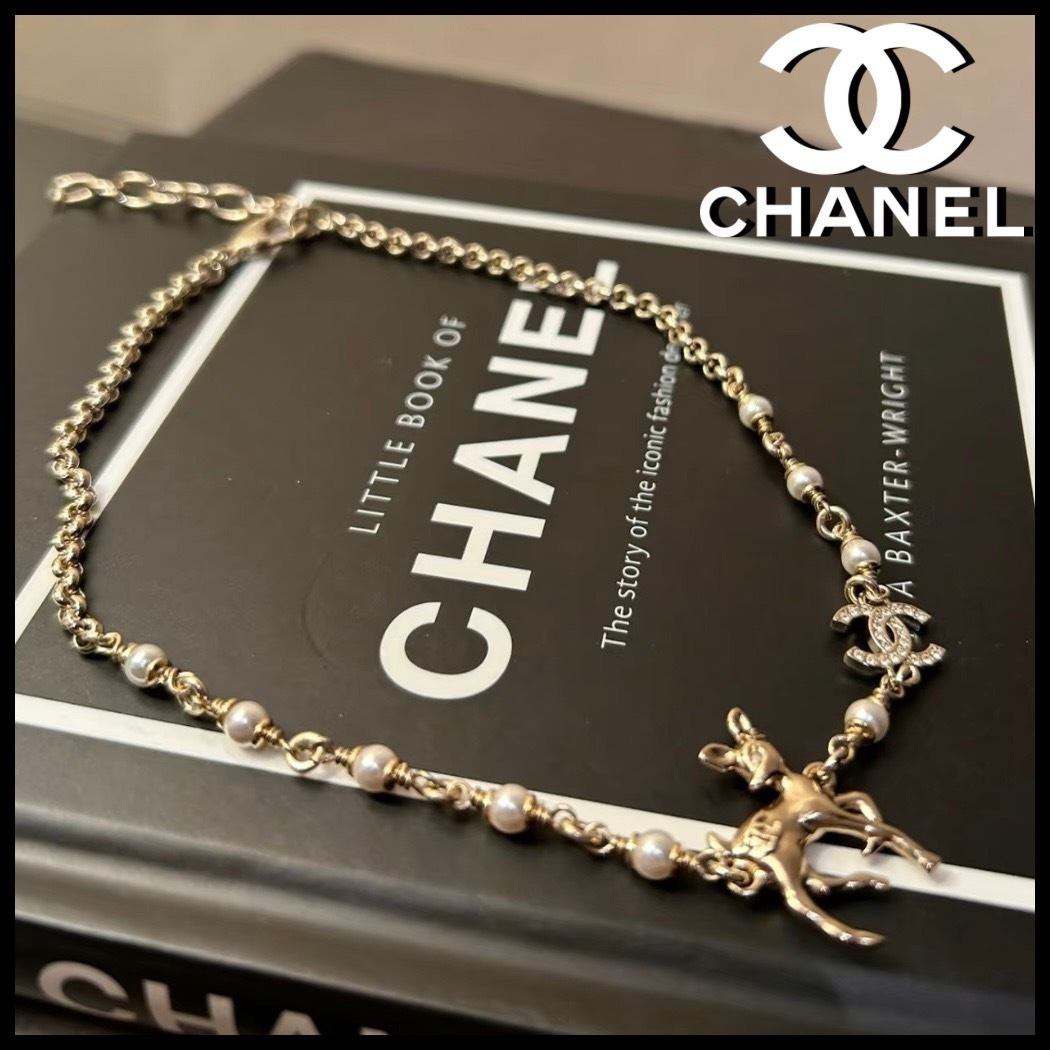 子鹿モチーフが首元で煌めく♪【CHANEL】25P チョーカー