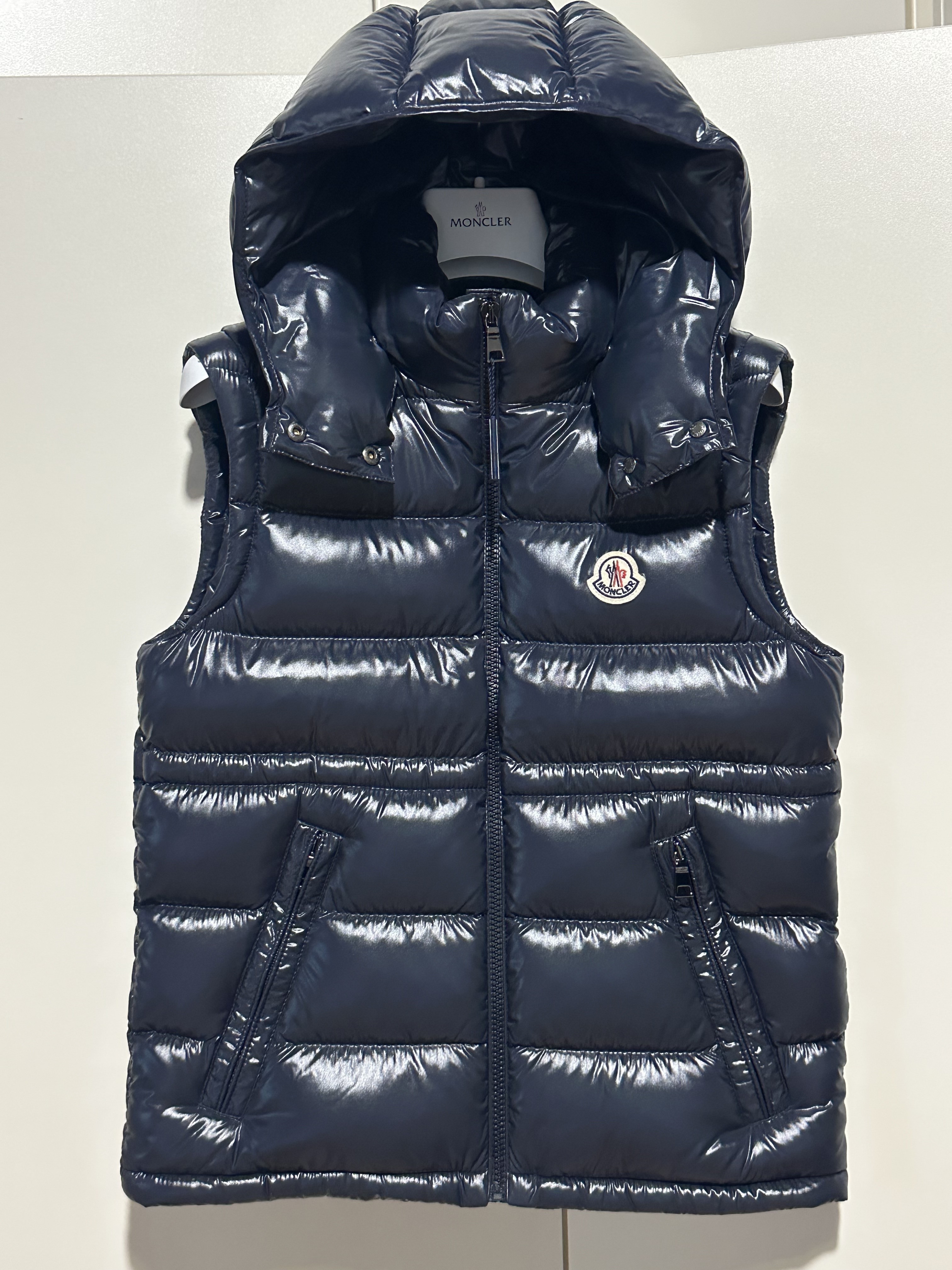 大人もOK！モンクレール【MONCLER】ガールズ ダウンベスト ANIA