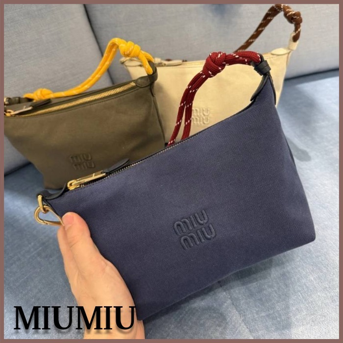 ミュウミュウ Miu Miu ポーチ ギャバジン ミニバッグ ホワイト