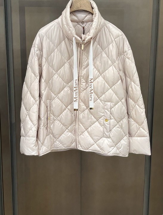 MaxMara PISOFT テクニカルキャンバスダウンジャケット♪