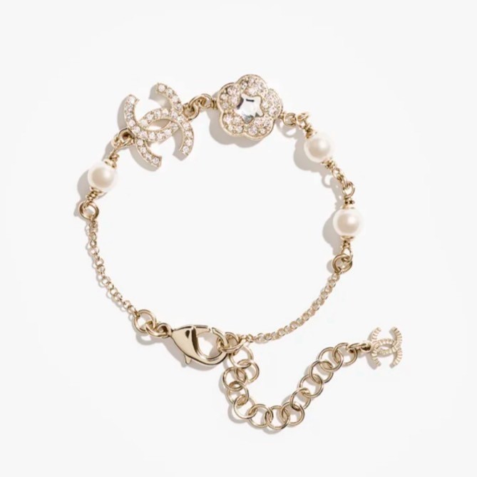 【プレゼントにも♡】 CHANEL 《ブレスレット》