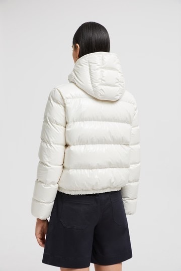 《直営店買付》Moncler Andro ショートダウンジャケット