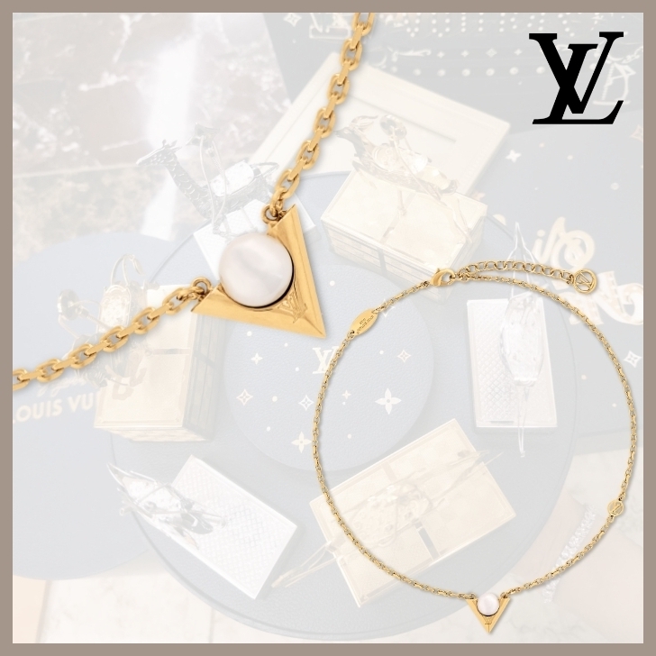 【LVイニシャル】Louis Vuitton Vフォー・ヴィトン ネックレス