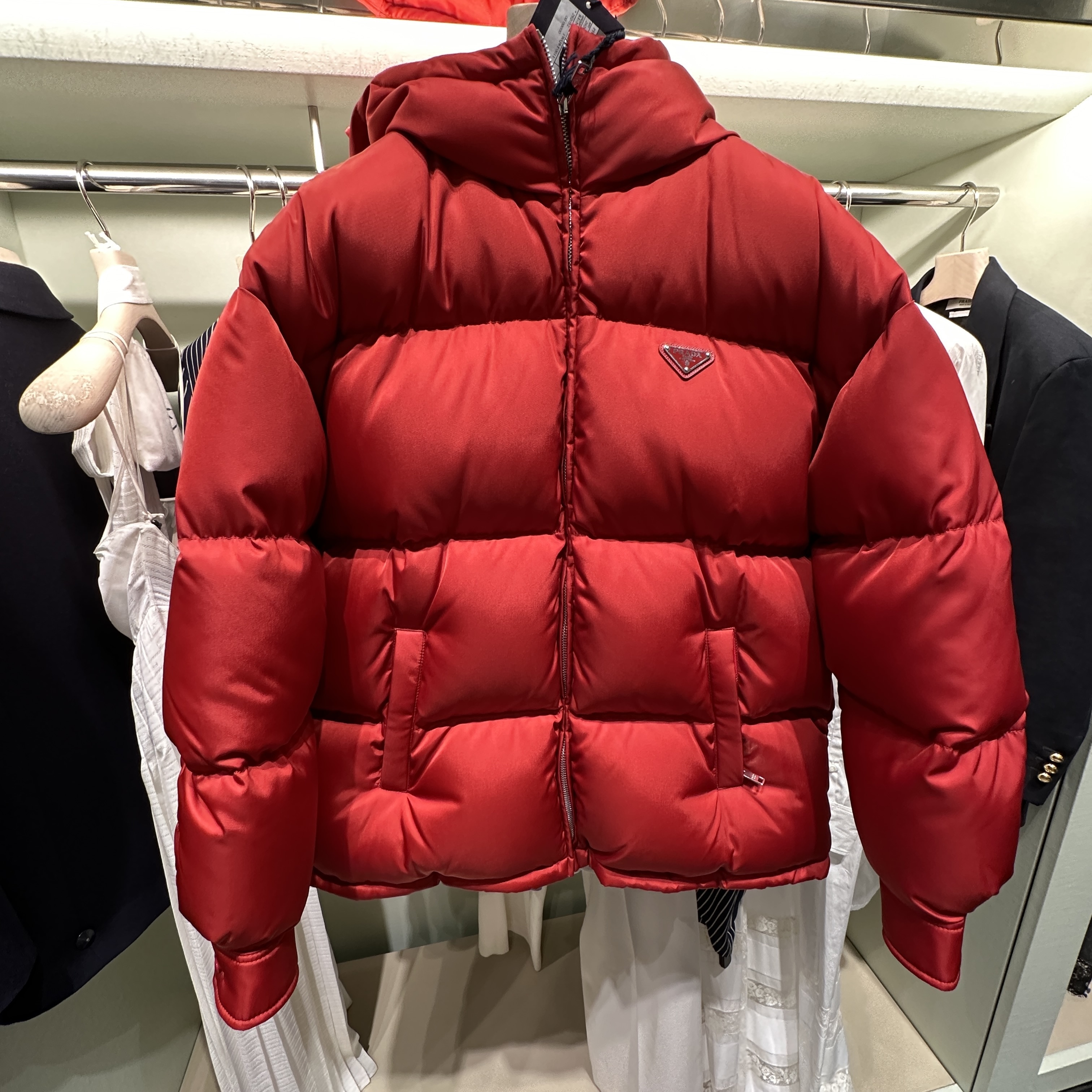 【VIPセール】PRADA プラダ レディース ダウンジャケット 292052
