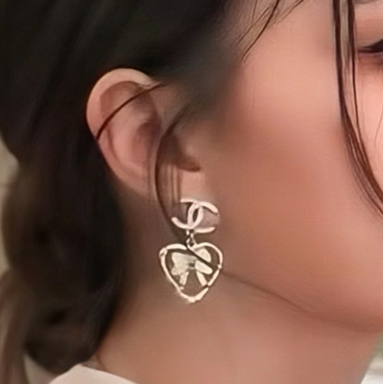 セール売り切り価格‼️定価以下 新品未使用 CHANELピアス