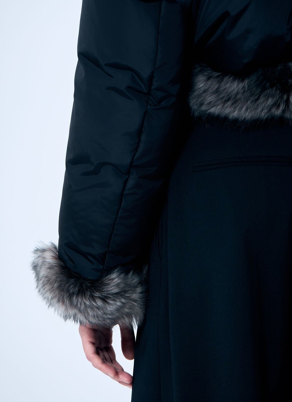 【Alexander Wang】 ムートントリム パッファージャケット Alexander Wang】 ムートントリム パッファージャケット