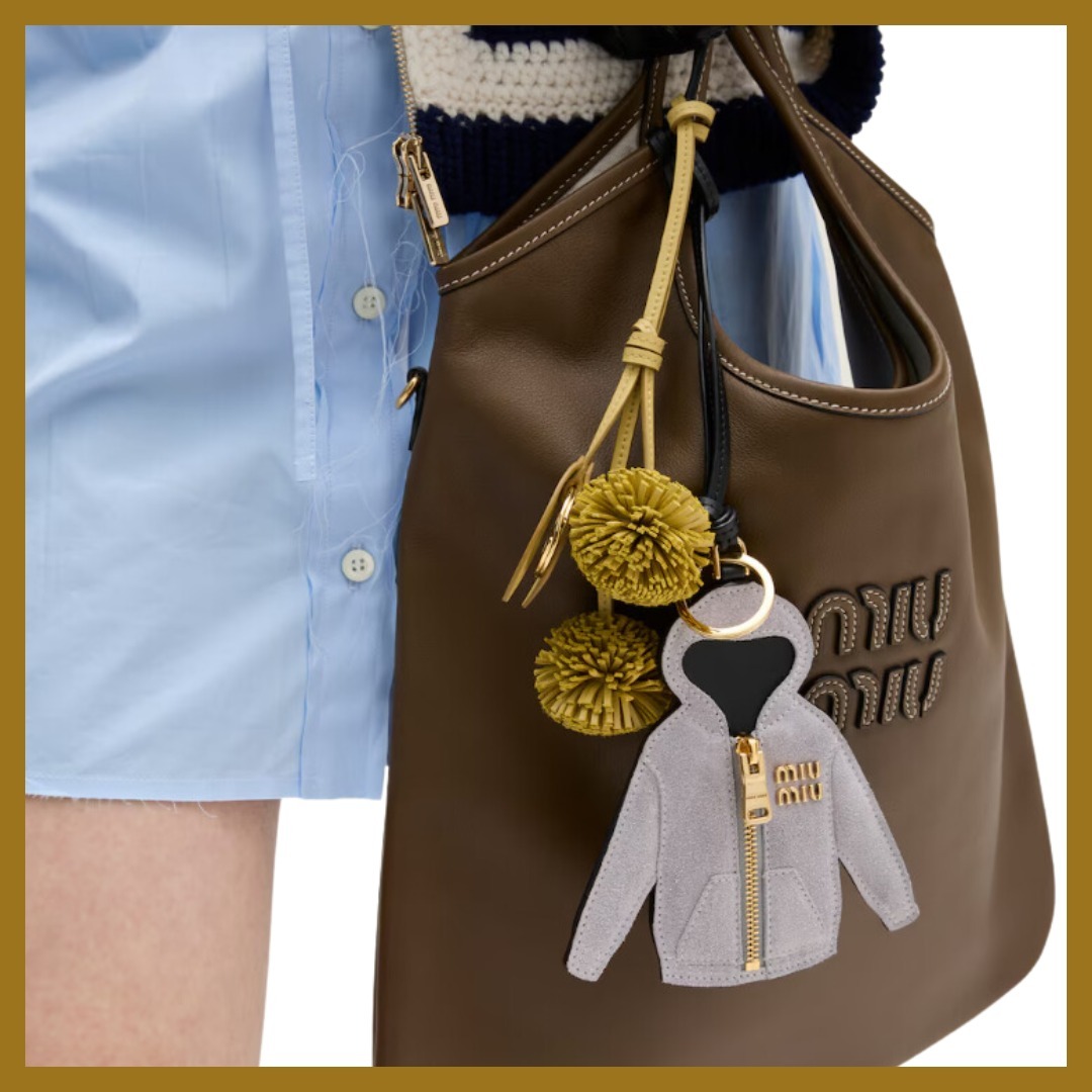 【MIUMIU】バレエ レザー キーリング トリック ミュウミュウ チャーム ミュウ バレエ レザー キーリング
